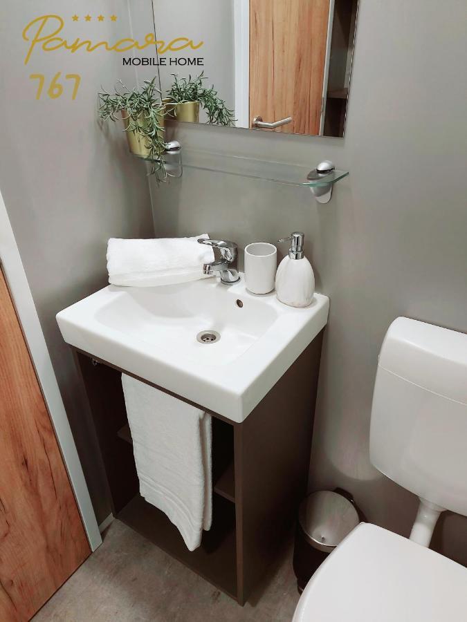 Pamara Mobile Home Biograd Na Moru Eksteriør bilde