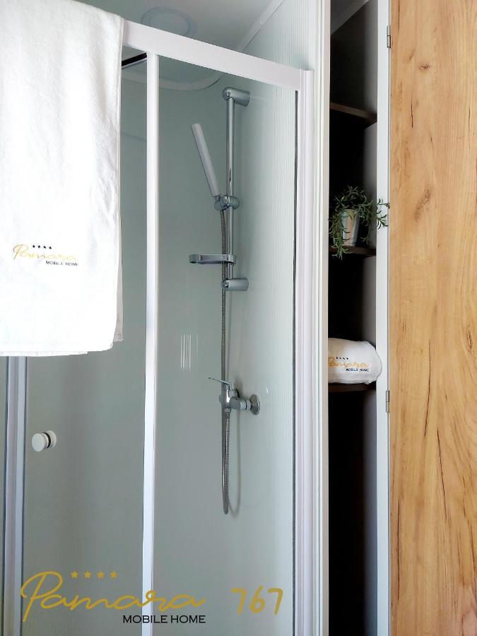 Pamara Mobile Home Biograd Na Moru Eksteriør bilde