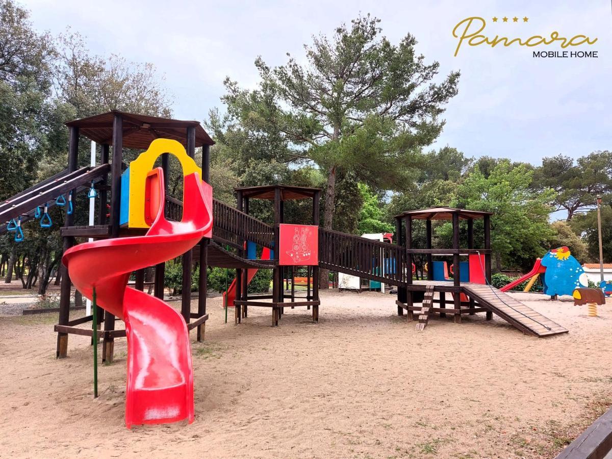 Pamara Mobile Home Biograd Na Moru Eksteriør bilde
