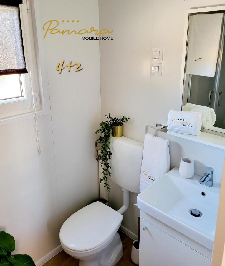 Pamara Mobile Home Biograd Na Moru Eksteriør bilde