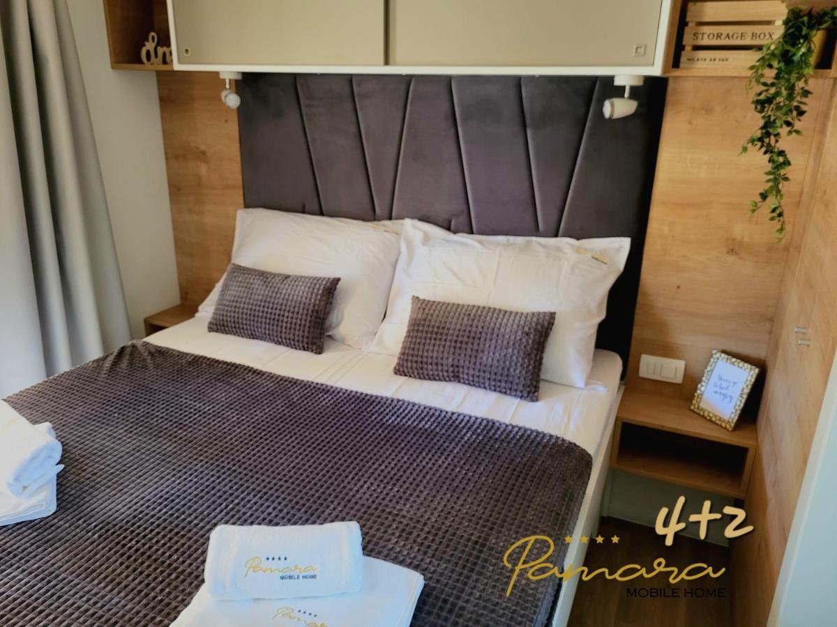 Pamara Mobile Home Biograd Na Moru Eksteriør bilde