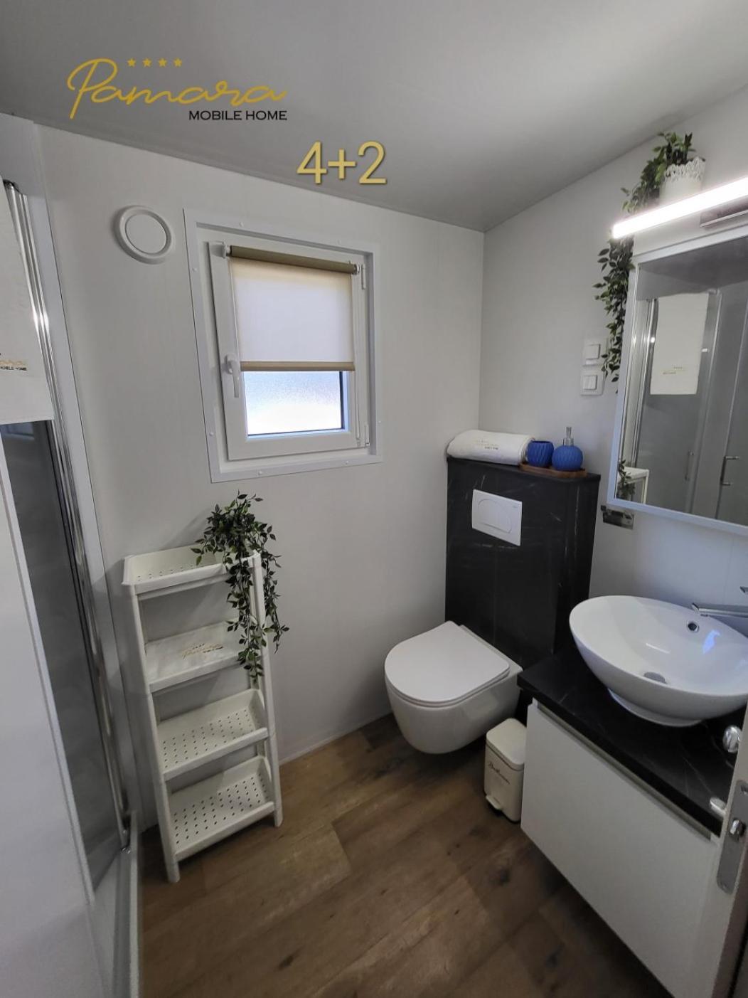 Pamara Mobile Home Biograd Na Moru Eksteriør bilde
